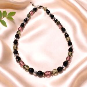 1928 Jewelry Red and Purple Beaded Choker Necklace